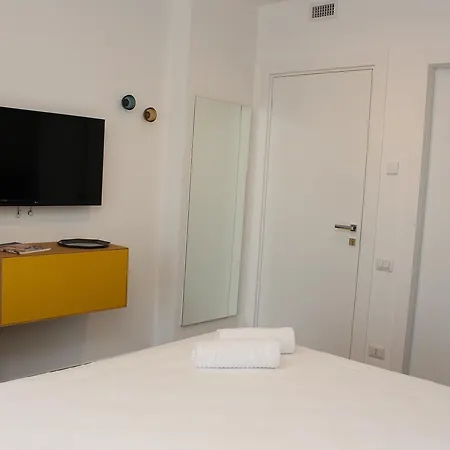 Design Nyaraló *